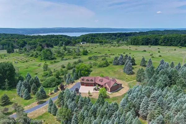 Boyne City, MI 49712,2151 Wildwood Harbor Road