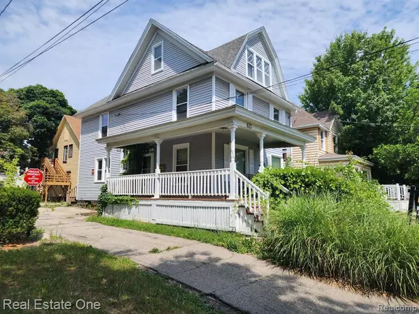 Lansing, MI 48933,621 SEYMOUR Avenue