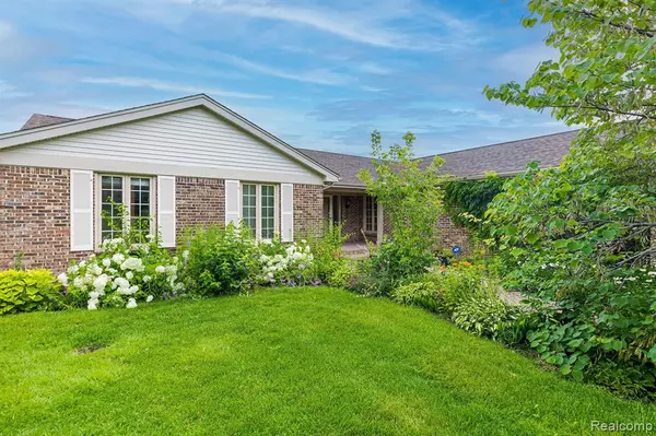 1600 HARWOOD Drive, Oxford, MI 48371