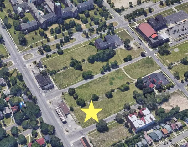 Detroit, MI 48206,2637 W BOSTON Boulevard
