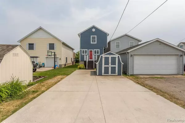 Newport, MI 48166,6988 LAKESHORE Drive