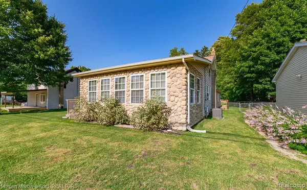 Davisburg, MI 48350,8202 TINDALL Road