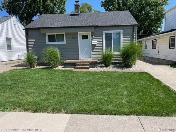 27320 DARTMOUTH Street, Madison Heights, MI 48071