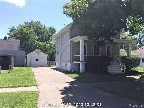 910 CHURCH Street, Port Huron, MI 48060