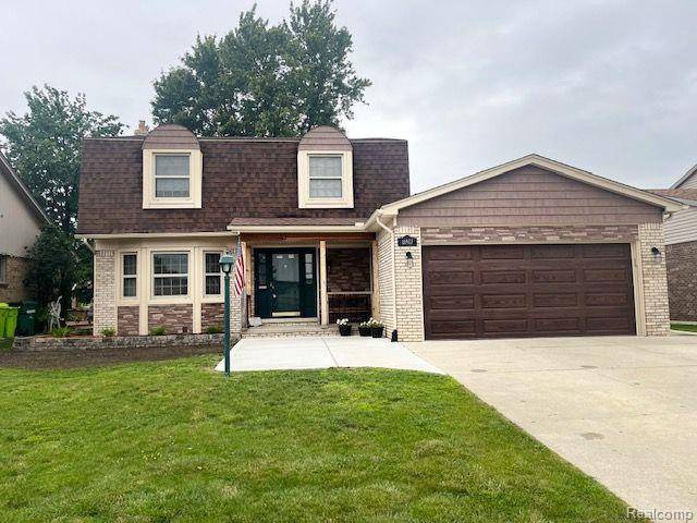 16823 WHITE PLAINS Drive, Macomb, MI 48044