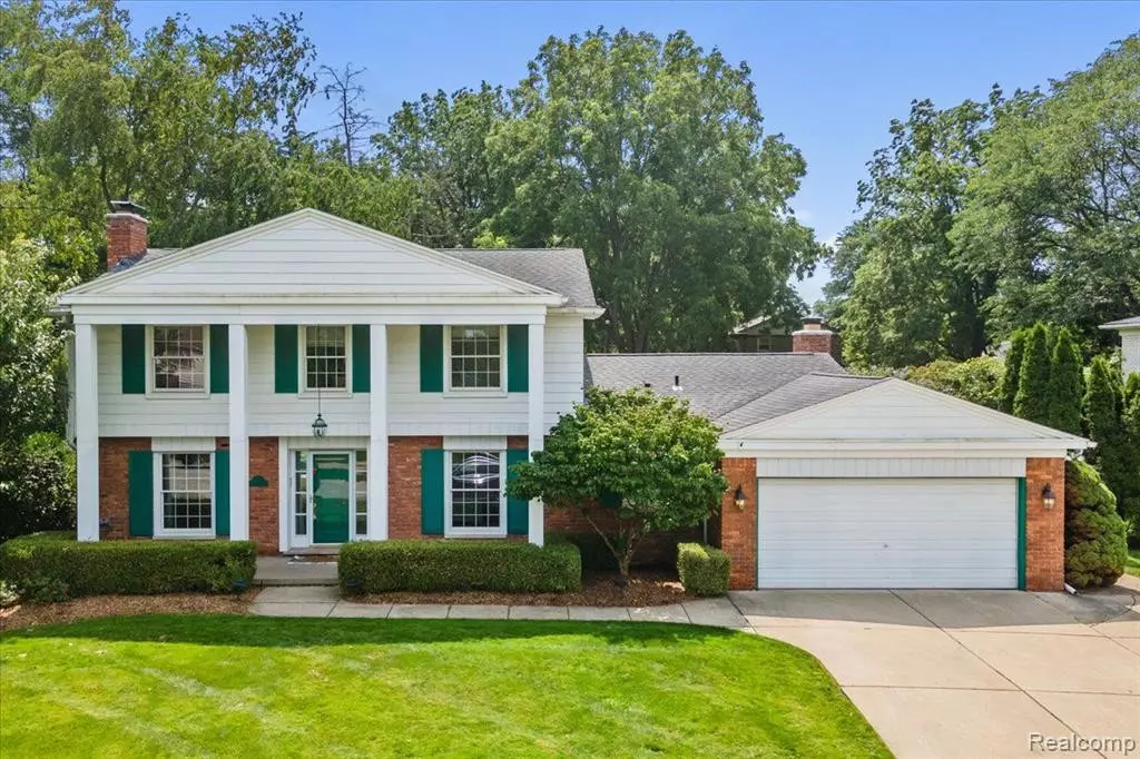 Beverly Hills, MI 48025,20025 RONSDALE Drive