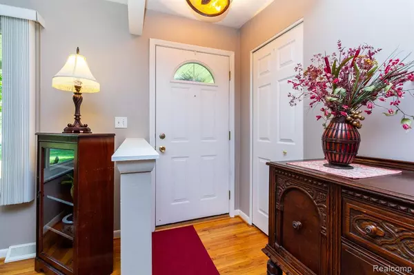 New Hudson, MI 48165,27600 Martindale Road