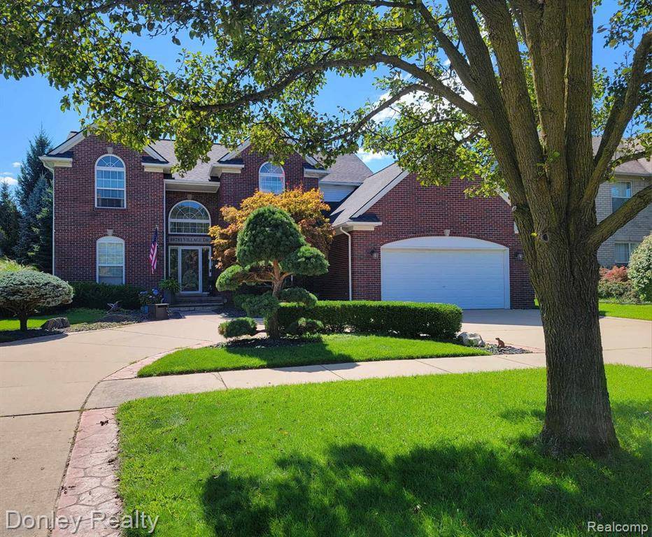 48781 VILLAGE Drive, Macomb, MI 48044
