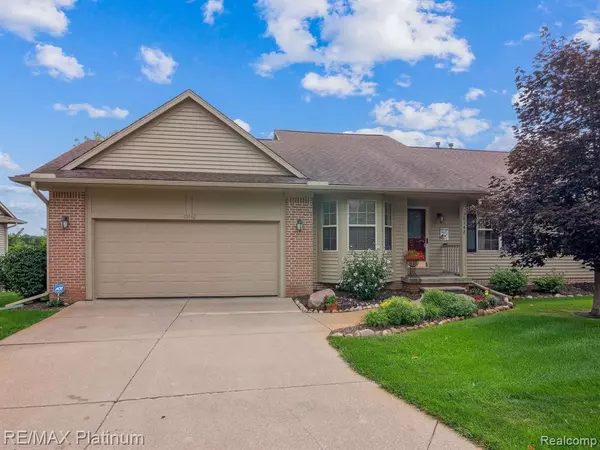 10142 Greenview Court, Goodrich Vlg, MI