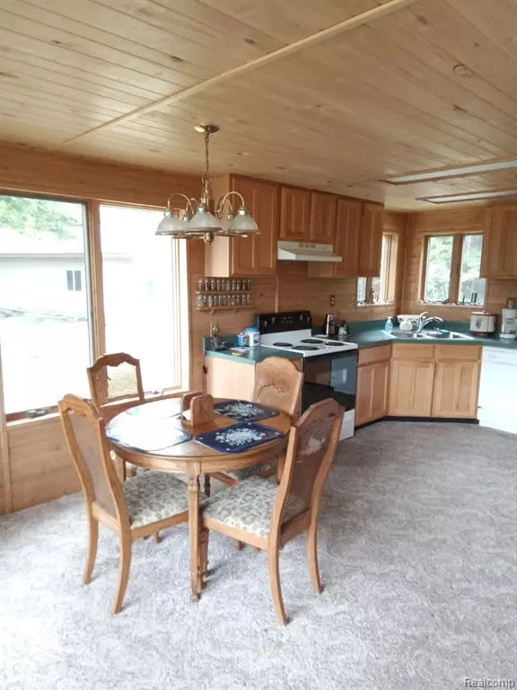 Alpena, MI 49707,4250 N POINT Road