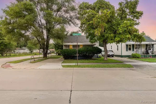 505 E GUTHRIE Avenue, Madison Heights, MI 48071