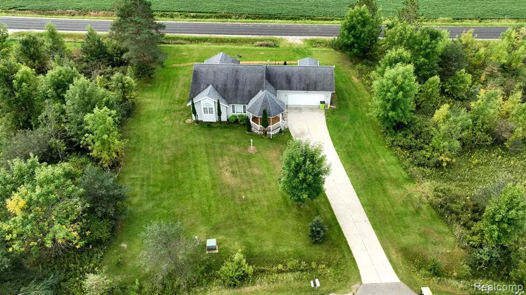 1539 CUMBERLAND Circle, Gladwin, MI 48624