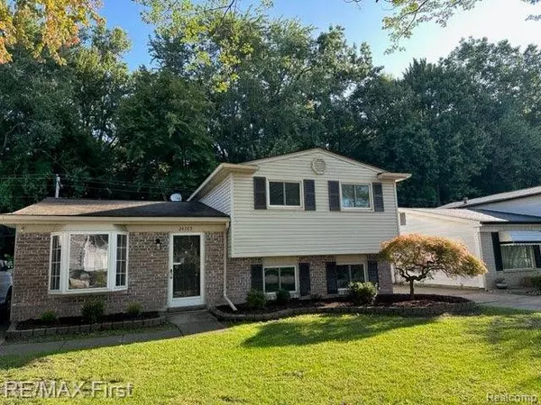 Harrison Township, MI,24765 ORCHID Street