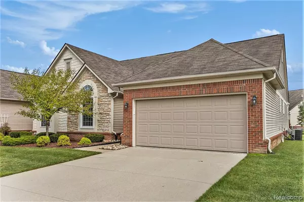 New Hudson, MI 48165,28028 TREMONTE Drive