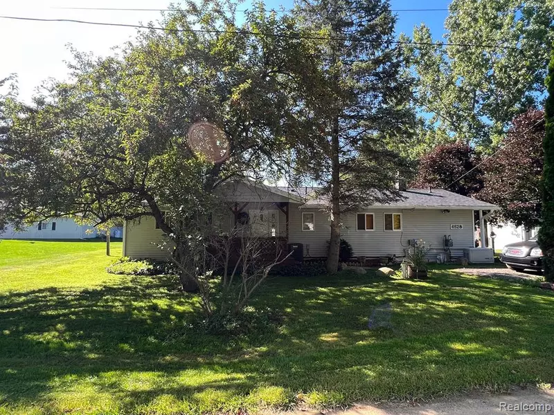 6528 SIMMONDS Road, Imlay City, MI 48444