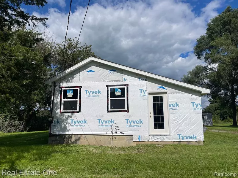 11695 E LYTLE Road, Lennon Vlg, MI 48449