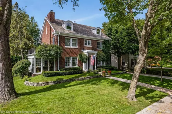 Grosse Pointe Park, MI 48230,781 BEDFORD Road