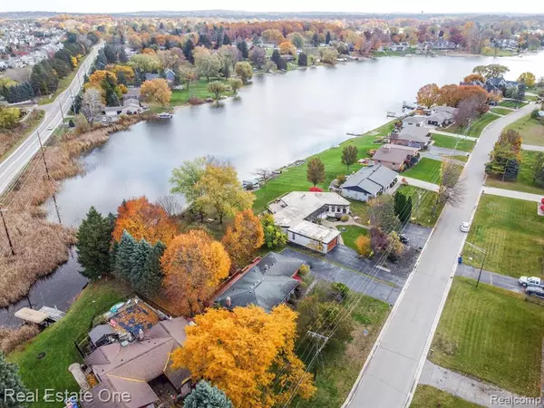 Oxford, MI 48371,57 BROOKFIELD Drive