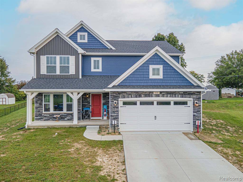 939 LANCASTER Street, Lapeer, MI 48446