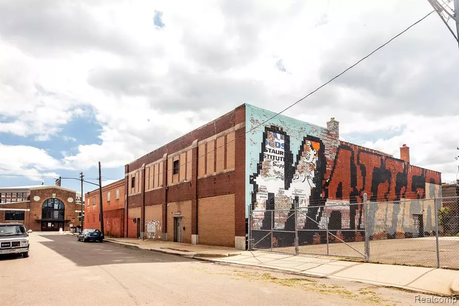 1350 DIVISION Street, Detroit, MI 48207