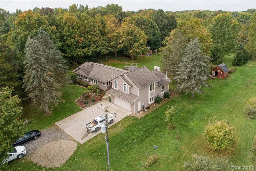 3887 KLAM Road, Columbiaville, MI 48421