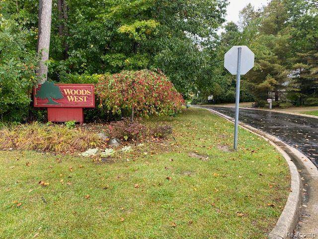 Flushing, MI 48433,7105 WOODS WEST Drive