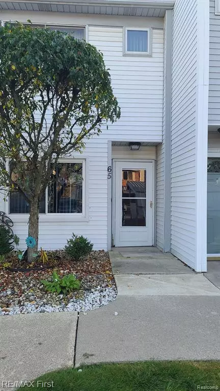 Mount Clemens, MI 48043,65 ROSEBUD Lane