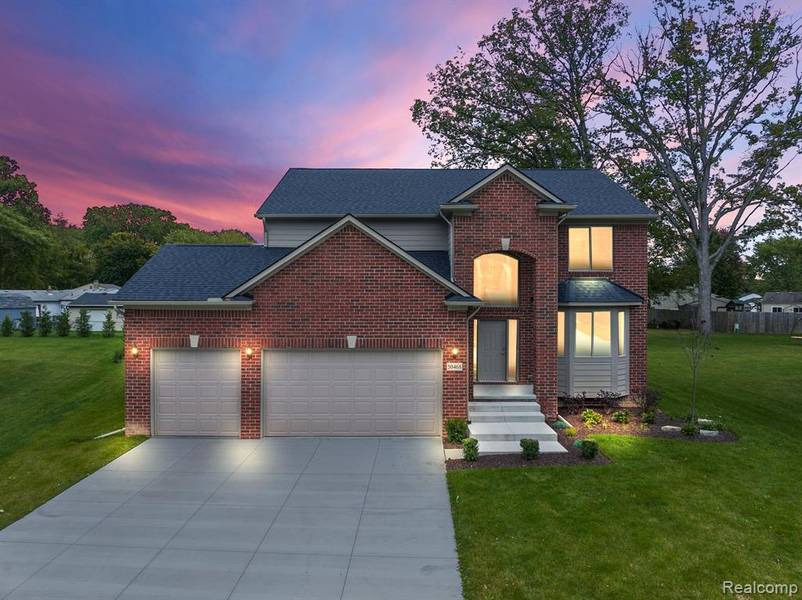 50468 OAKBROOKE Drive, New Baltimore, MI 48047