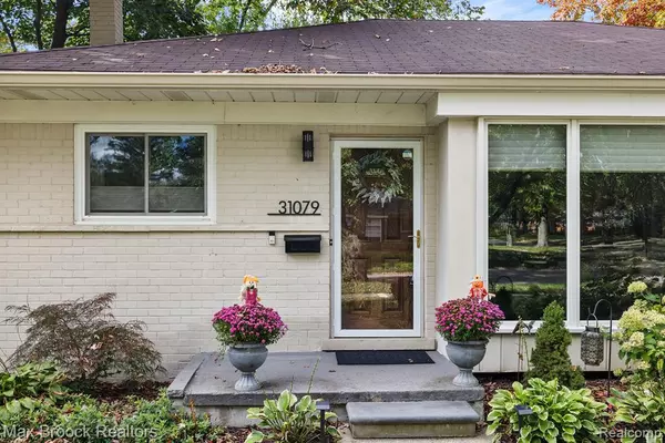 Beverly Hills, MI 48025,31079 E RUTLAND Street