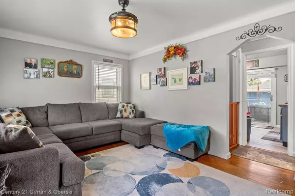 Melvindale, MI,19091 HARMAN Street