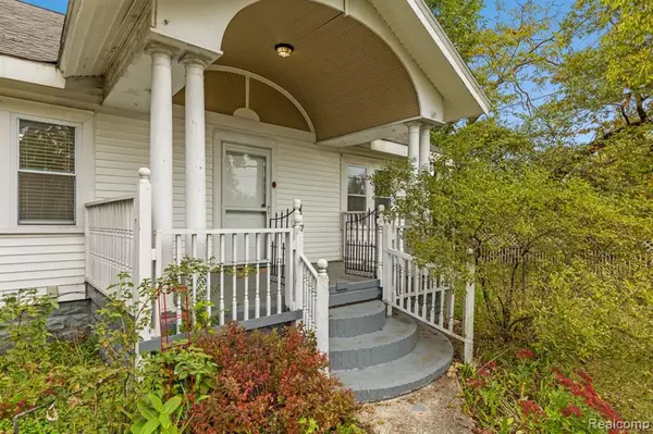 Belmont, MI 49306,6147 W RIVER NE Road