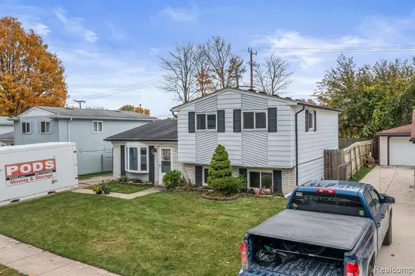 Harrison Township, MI,24944 ORCHID Street