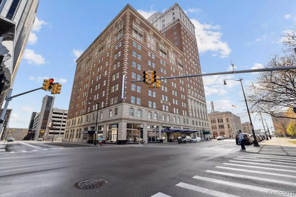 Detroit, MI 48226,525 W LAFAYETTE S Boulevard
