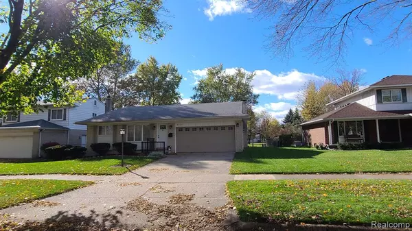 Plymouth, MI 48170,9367 WESTBURY Avenue