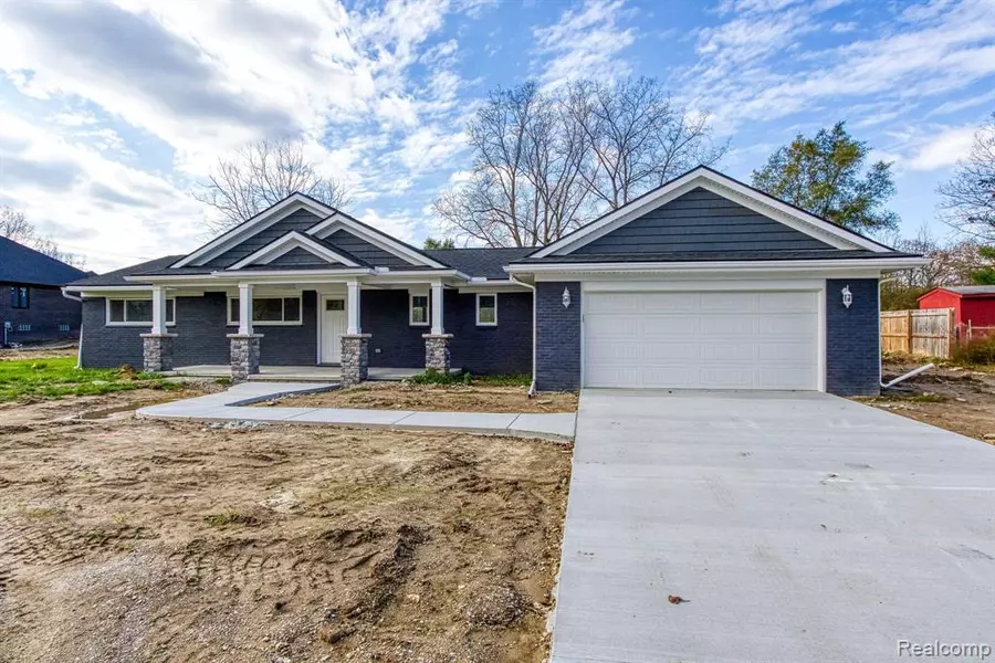 72075 VAN DYKE Road, Bruce, MI 48065