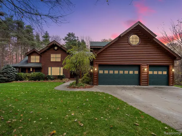 1350 SPRUCE Street, Oxford, MI 48370