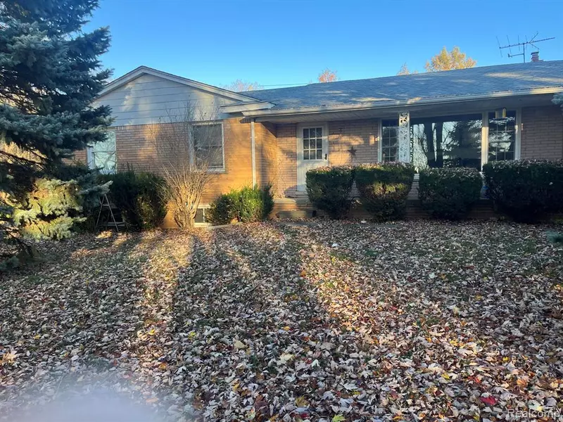 3080 SHIMMONS Road, Auburn Hills, MI 48326