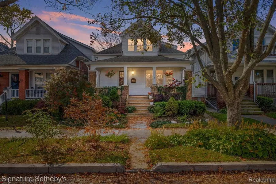 1079 MARYLAND Street, Grosse Pointe Park, MI 48230