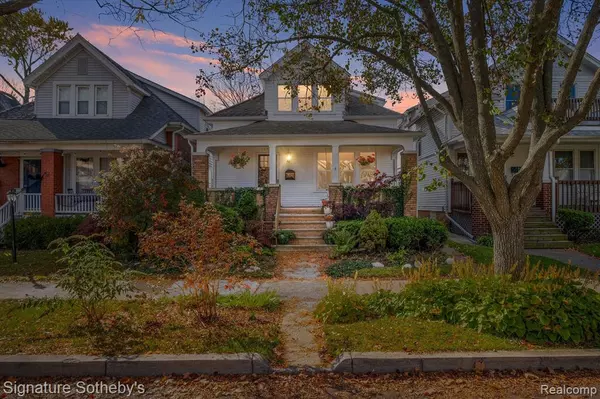 Grosse Pointe Park, MI 48230,1079 MARYLAND Street