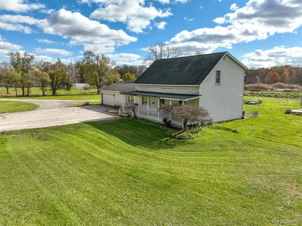 38145 ASH Road, New Boston, MI 48164
