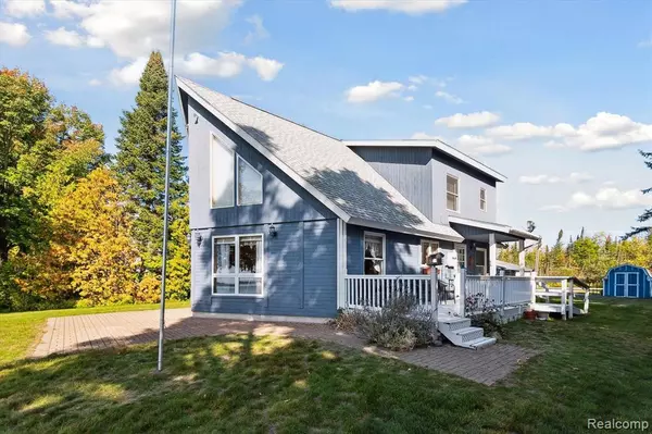 Traverse City, MI 49684,7550 E SIERRA N Drive