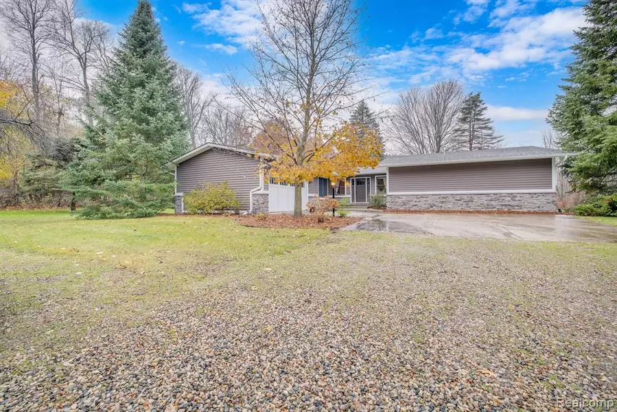 3080 LAKE GEORGE Road, Dryden, MI 48428