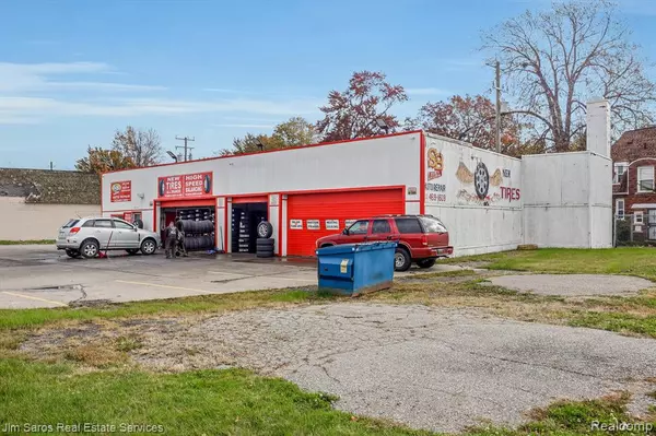 Detroit, MI 48224,16560 HARPER Avenue