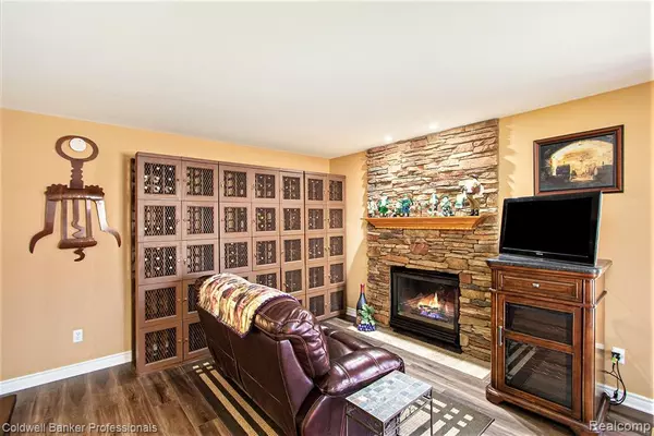 Fort Gratiot, MI 48059,3776 STATE Road