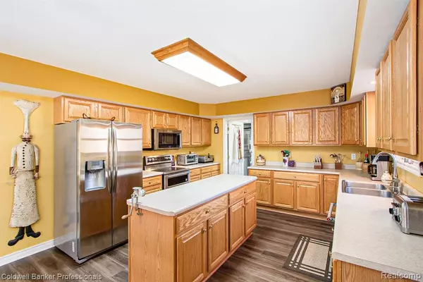 Fort Gratiot, MI 48059,3776 STATE Road