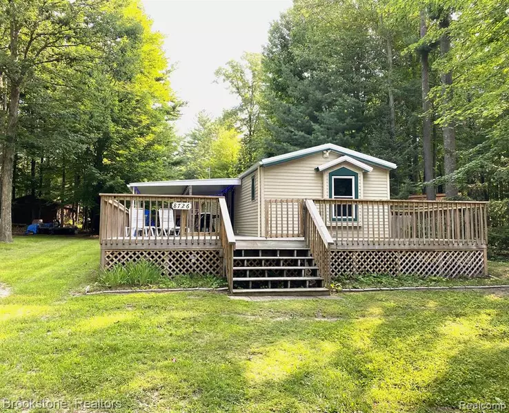 8726 W SHIRLEY Drive, Mears, MI 49436