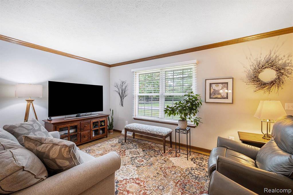 Flushing, MI 48433,9064 SADDLE HORN Drive
