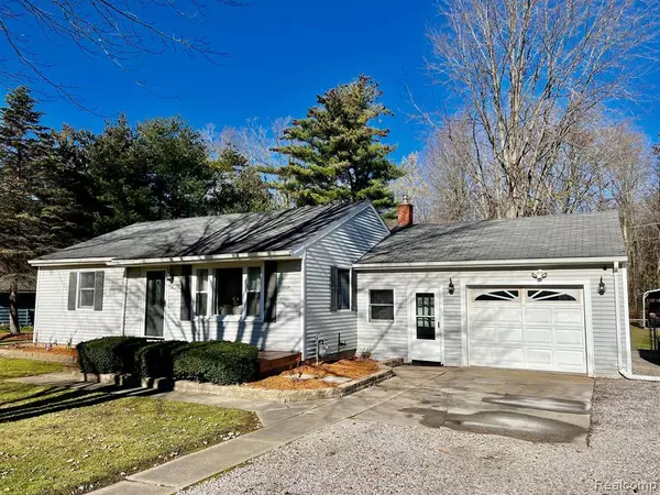 3592 ORVALL Drive, Fort Gratiot, MI 48059