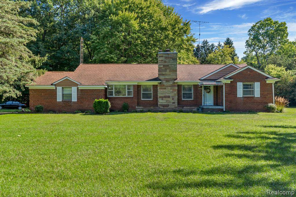 6454 N SEYMOUR Road, Flushing, MI 48433