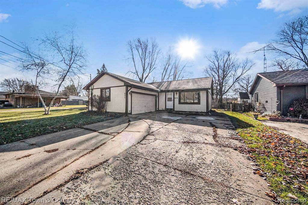 Flushing, MI 48433,834 GERALD Street